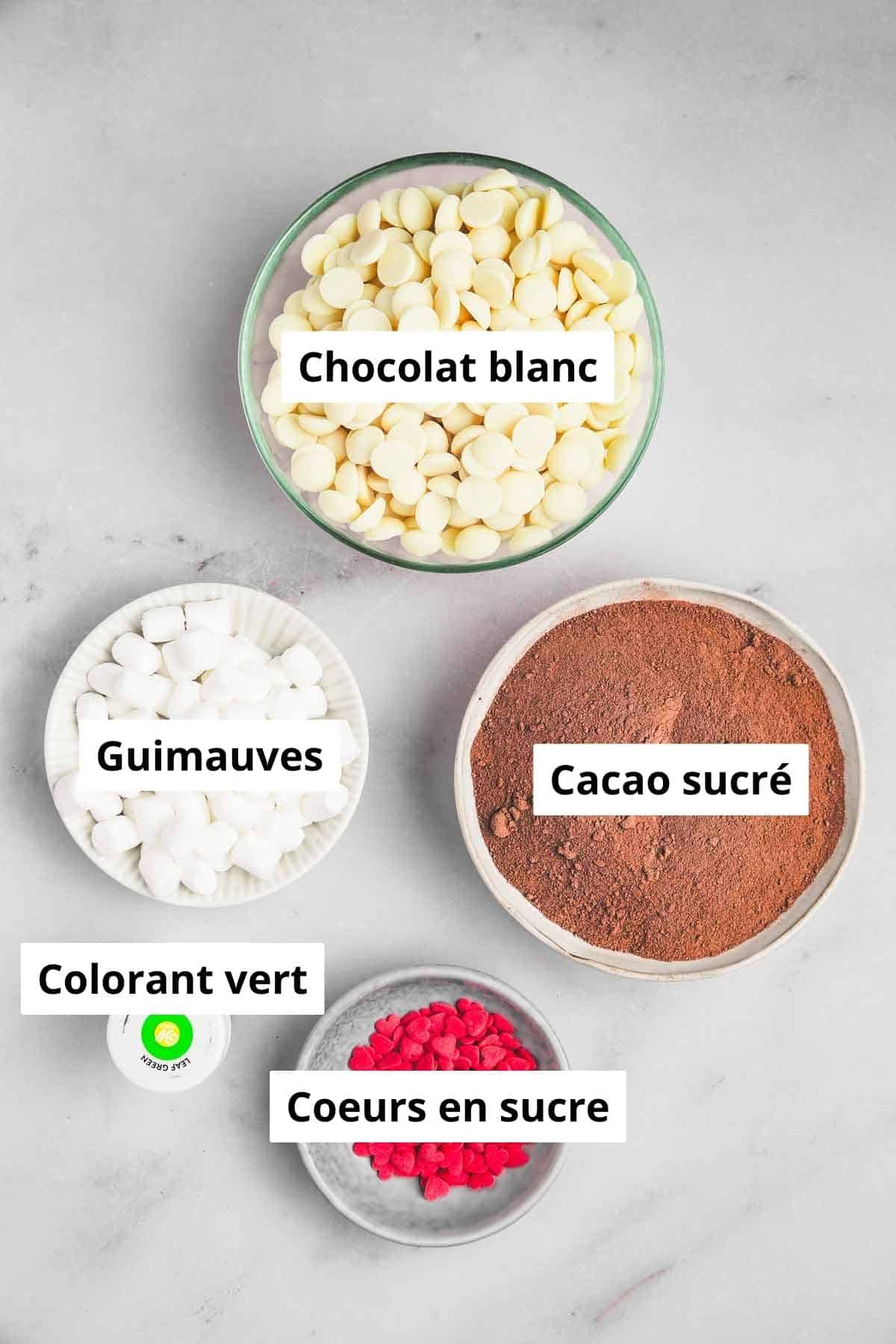 bols avec des ingrédients