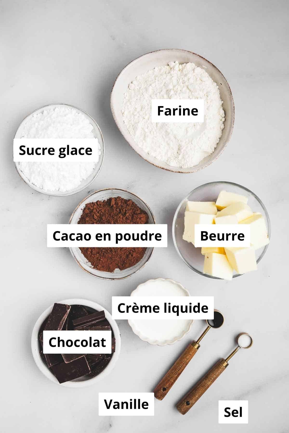 bols avec des ingrédients