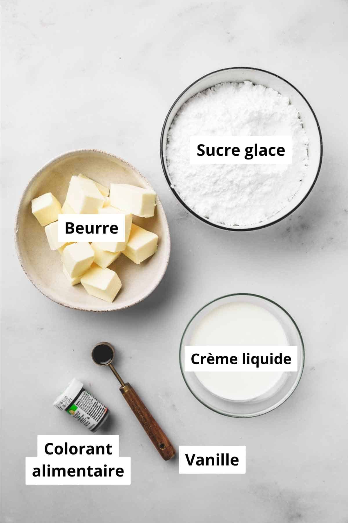 bols avec des ingrédients