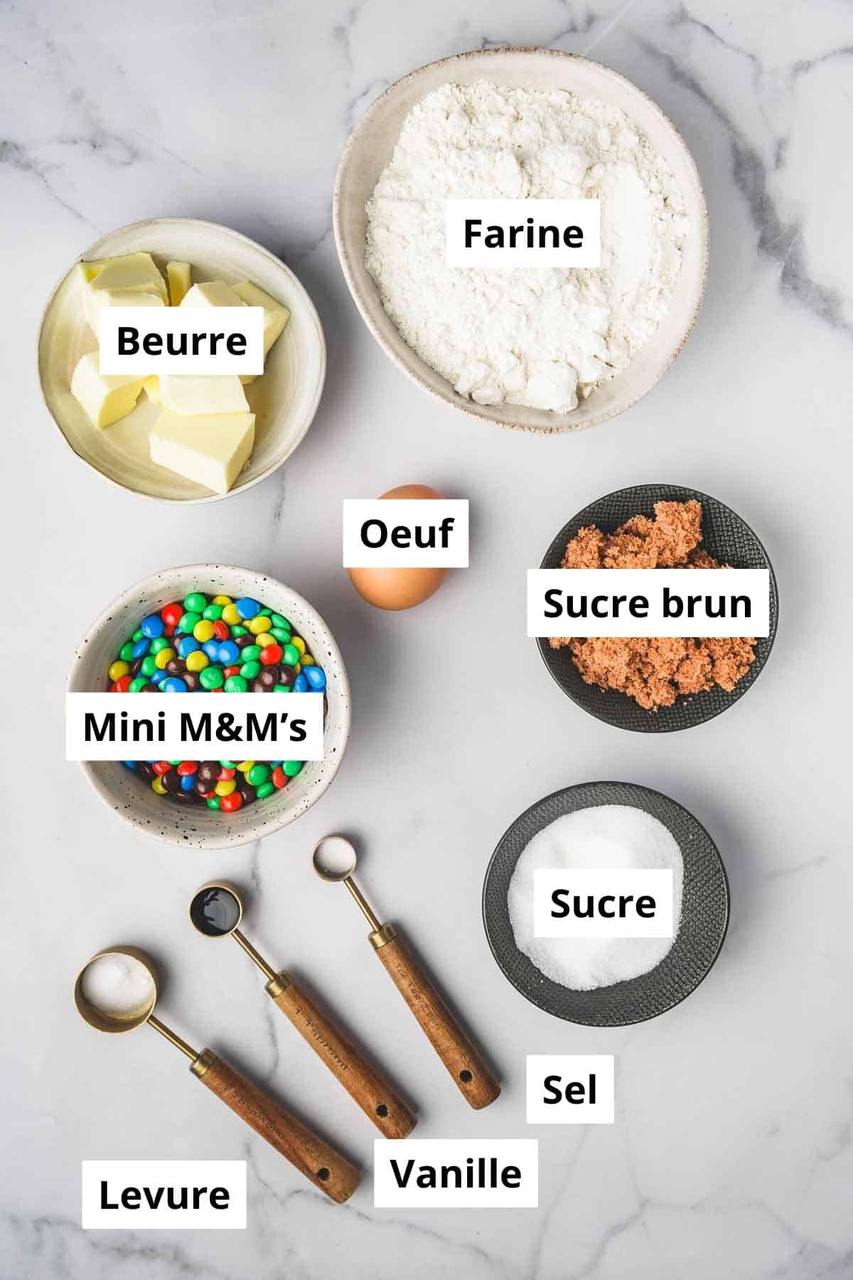 bols avec des ingredients
