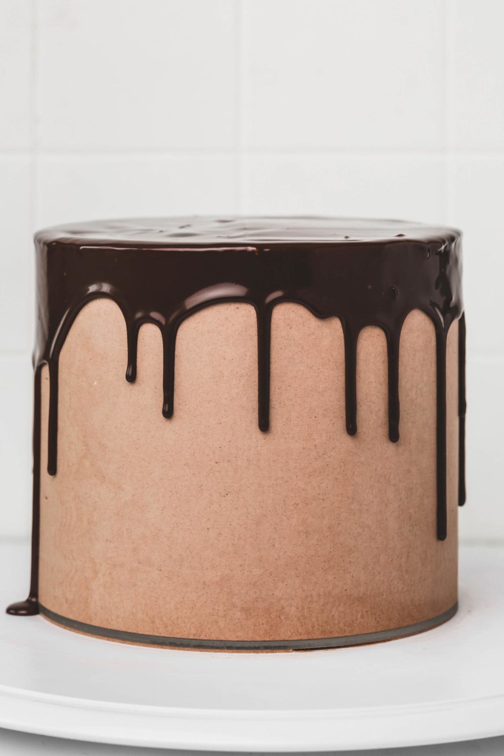 how-to-make-the-perfect-drip-cake-easy-step-by-step-guide