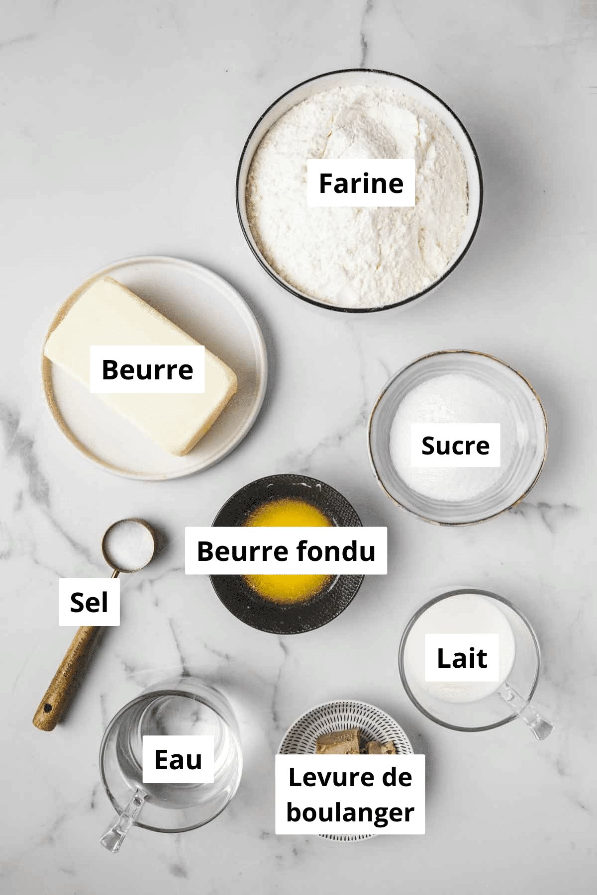 bols avec des ingrédients