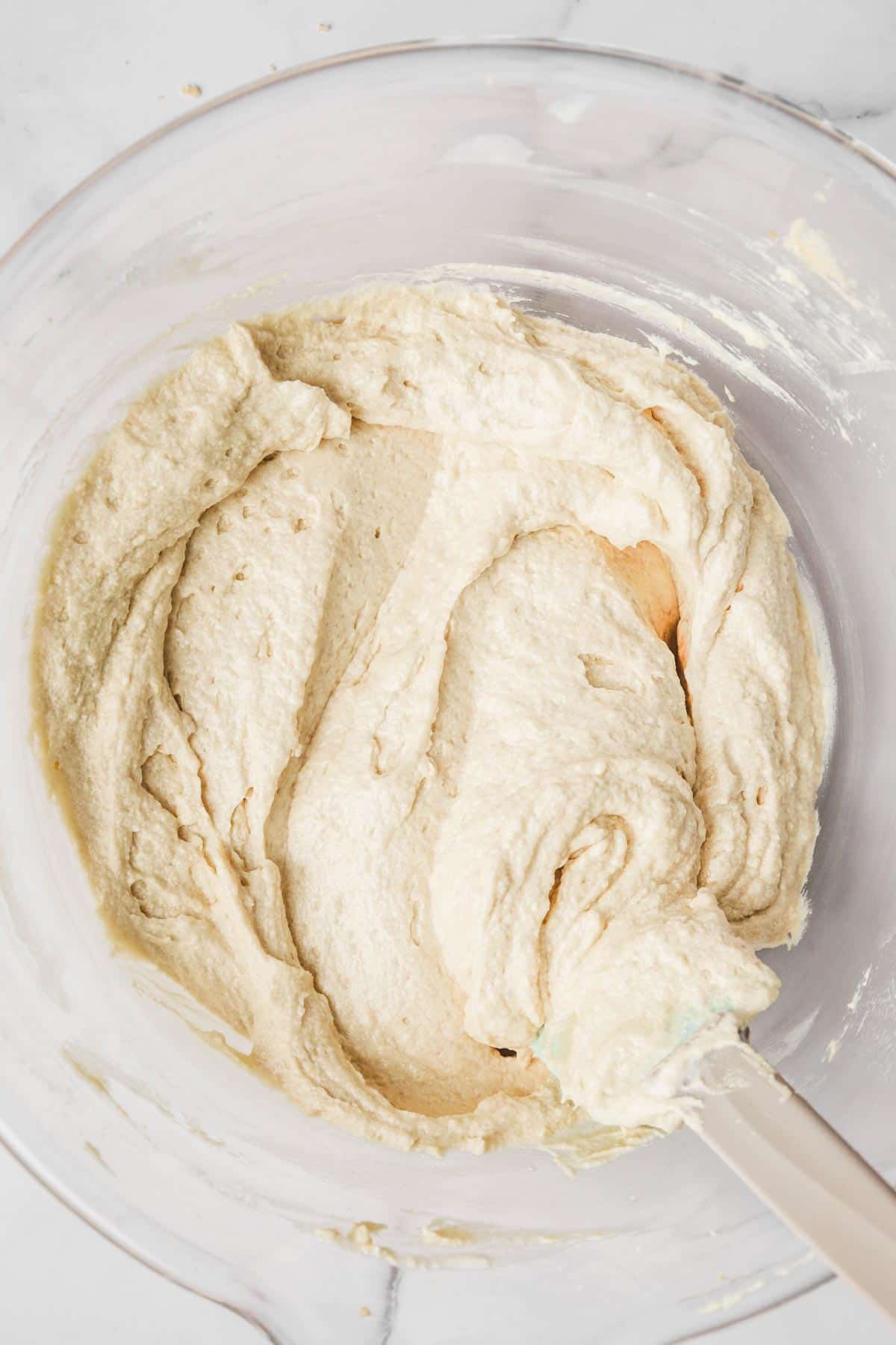 biscoff cupcake batter with cookie butter