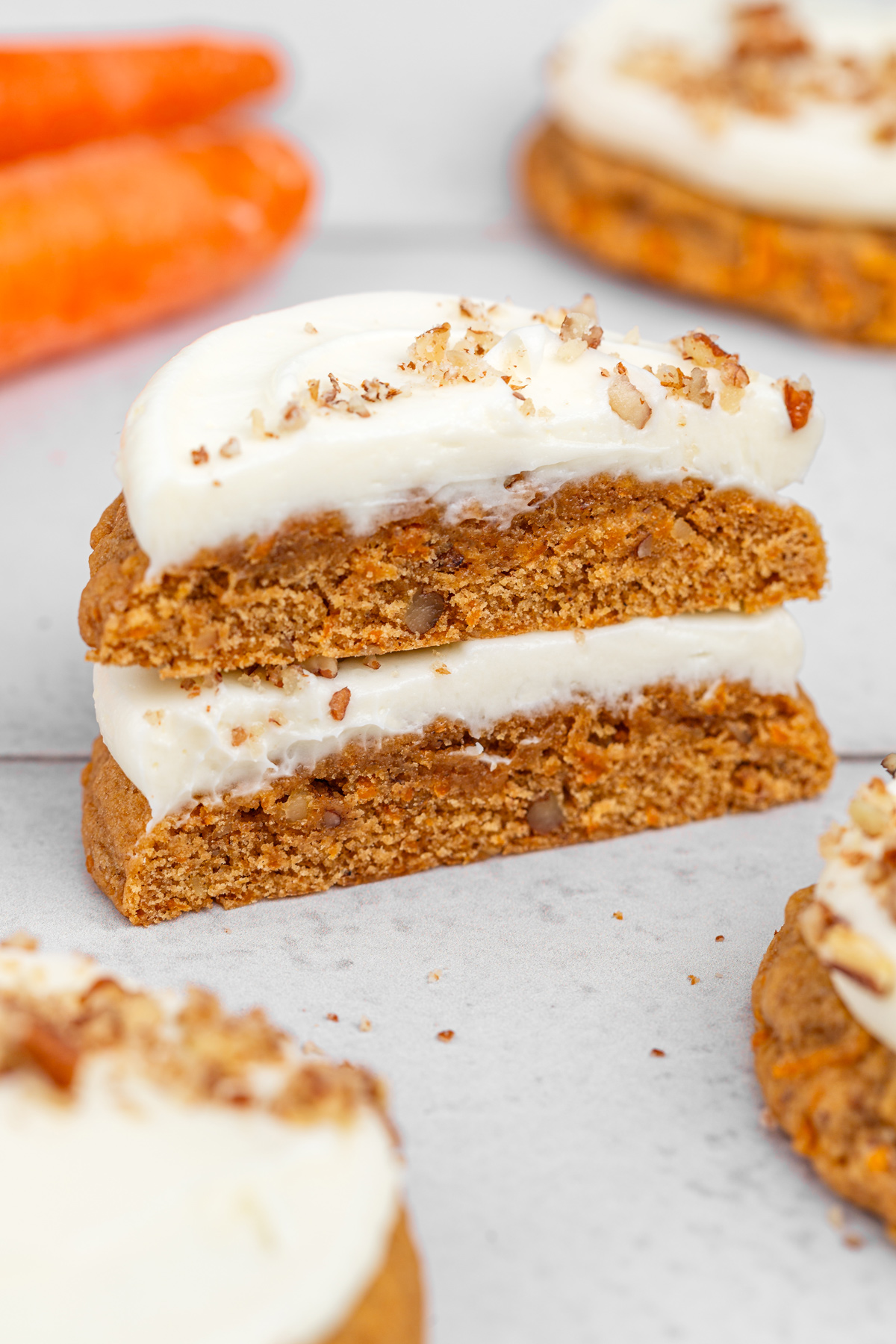 Cookies à la carottes façon carrot cake coupé en deux