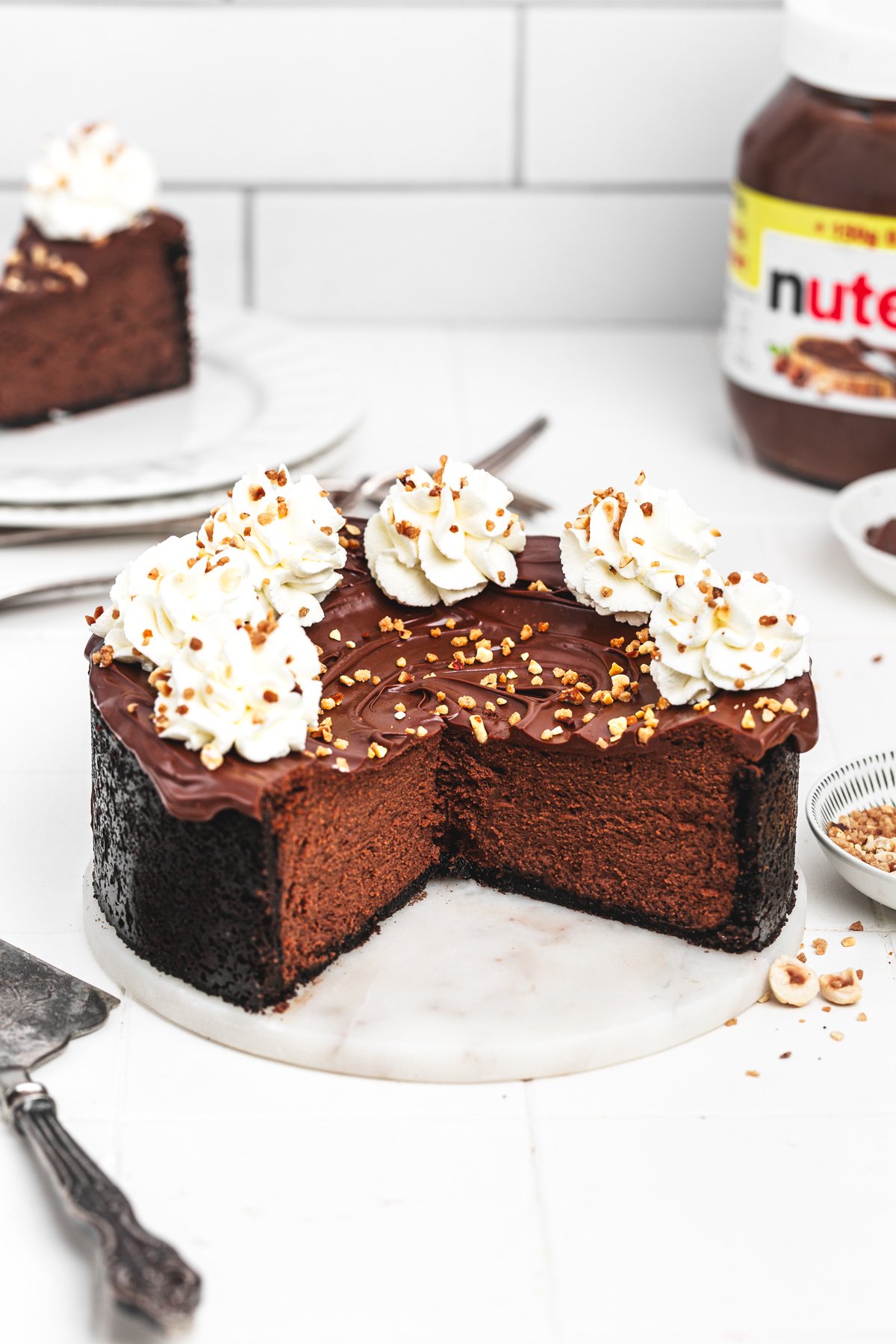 Nutella cheesecake slice on a table